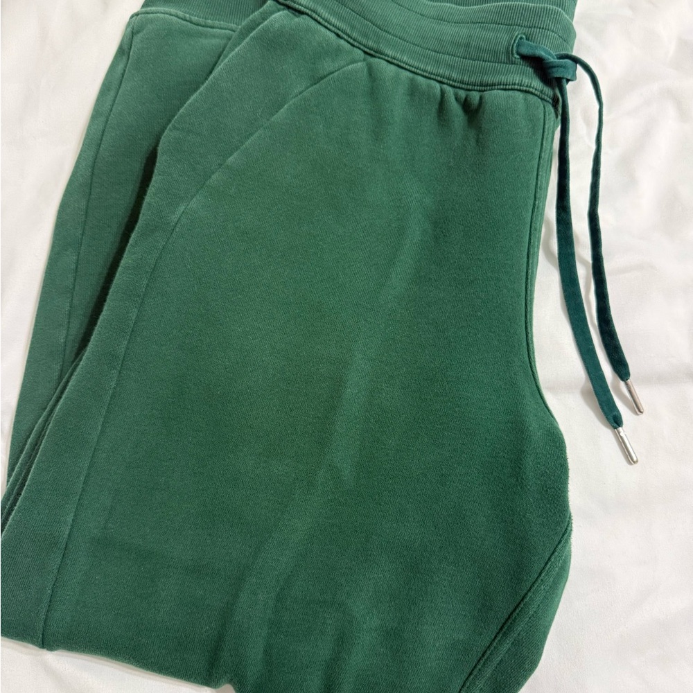 Green scuba joggers